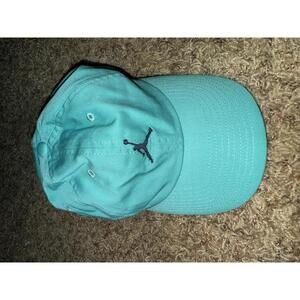 Jordan Men’s Club Unstructured Curved-Bill Hat Sample